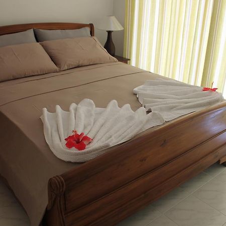 Central Self Catering Apartments Felicite Island ห้อง รูปภาพ