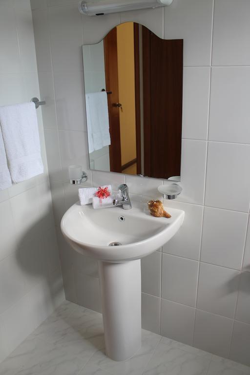 Central Self Catering Apartments Felicite Island ห้อง รูปภาพ